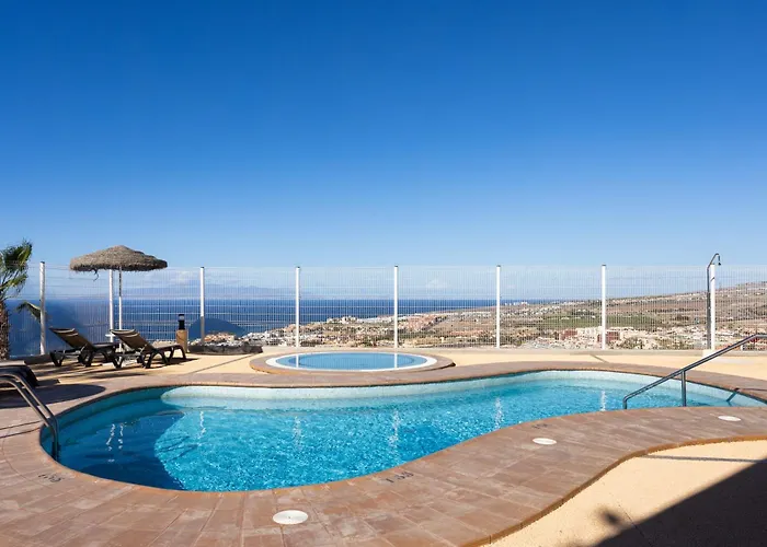 Home2book Escape & Pool, Only Adults Адехе