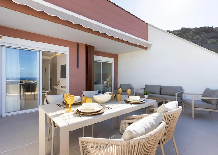 Апартаменти Home2book Escape & Pool, Only Adults