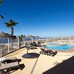 Home2book Escape & Pool, Only Adults Адехе