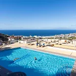 Апартаменти Home2book Escape & Pool, Only Adults Адехе