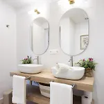 Апартаменти Home2book Escape & Pool, Only Adults